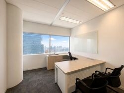 Gateway West (D7), Office #600645111